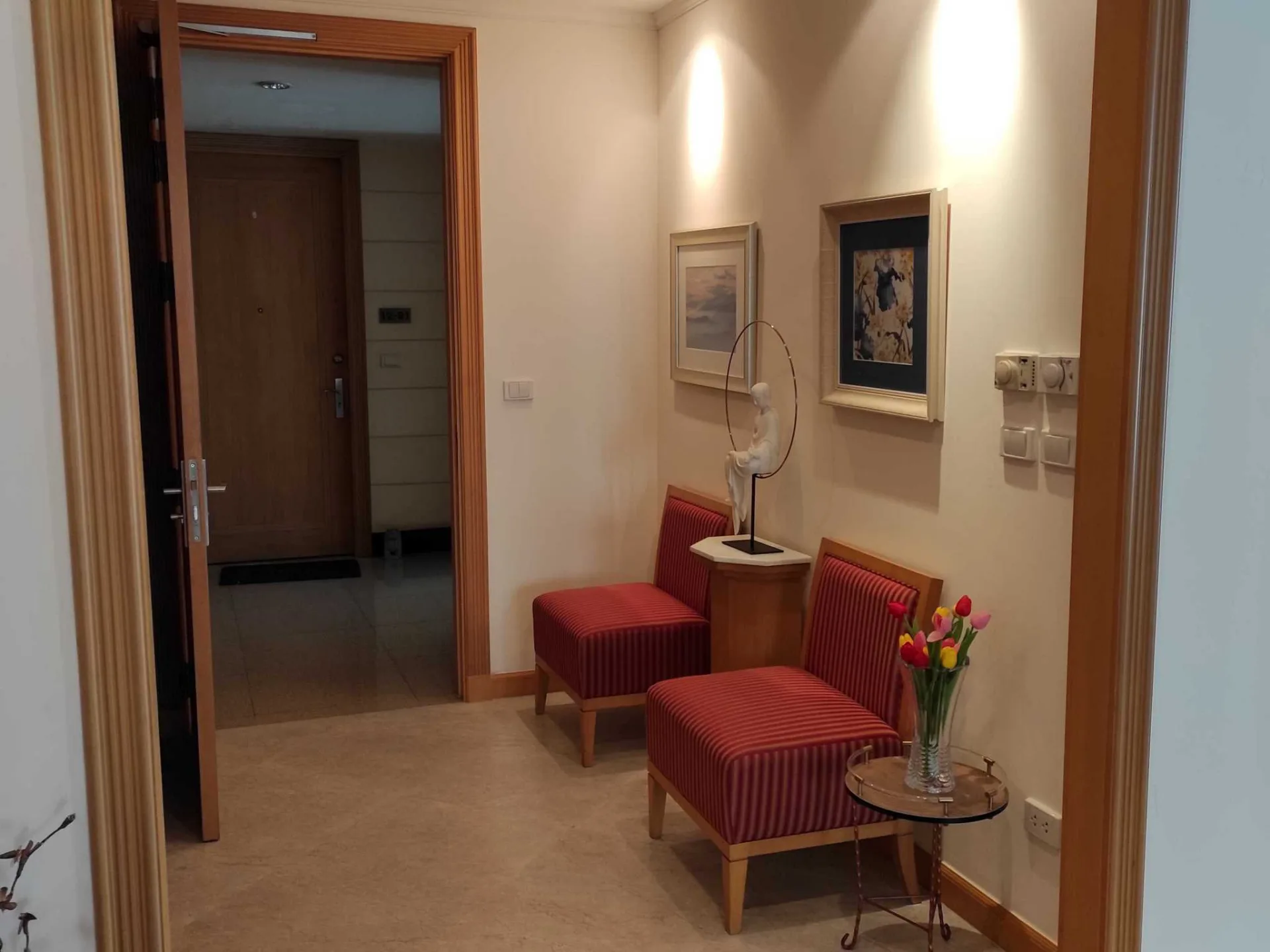Property photos for Krungthep Thani Tower