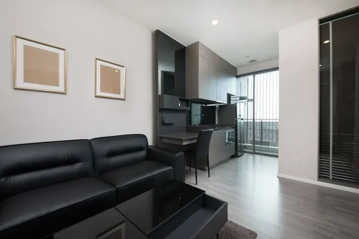 Property photos for The Room Sukhumvit 69