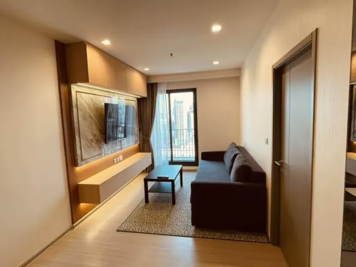 Property photos for Life Asoke Hype
