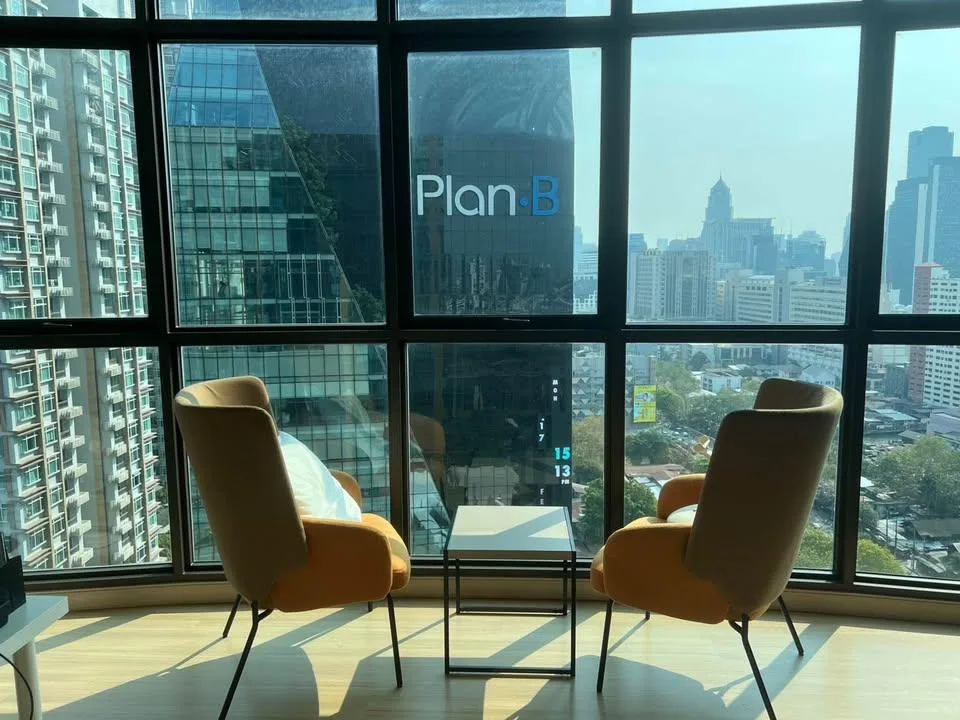Property photos for Lumpini Suite Phetchaburi - Makkasan