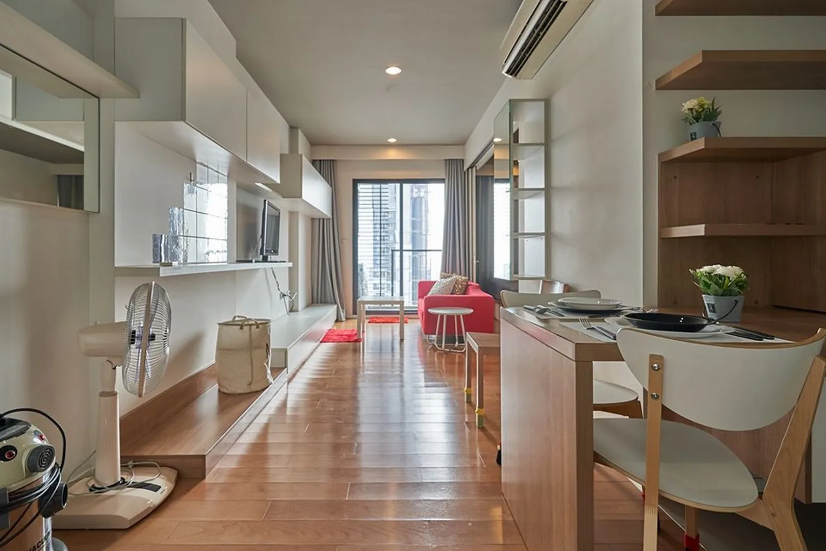 Property photos for Blocs 77