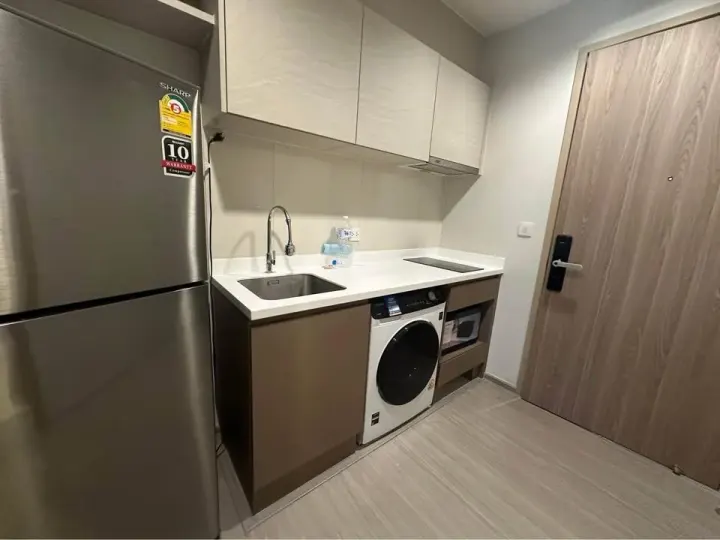 Property photos for Life Sathorn Sierra