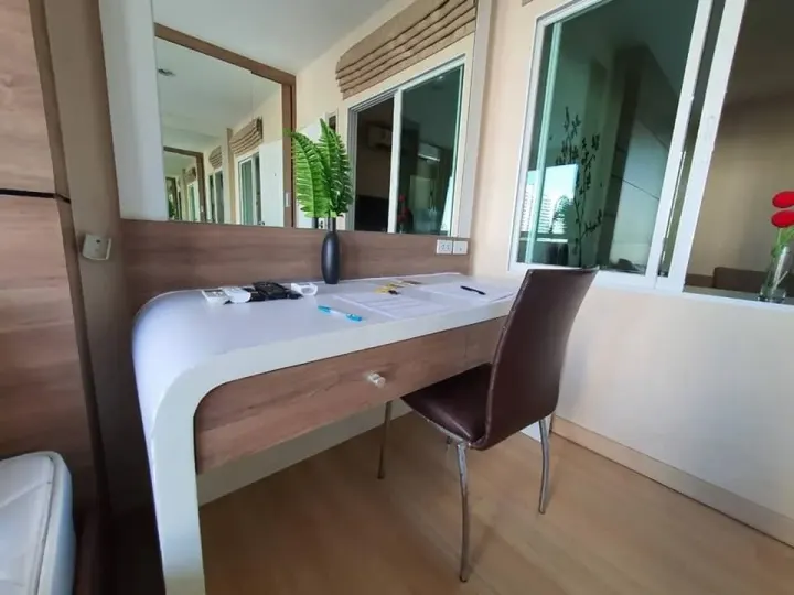 Property photos for Life @ Sathorn 10