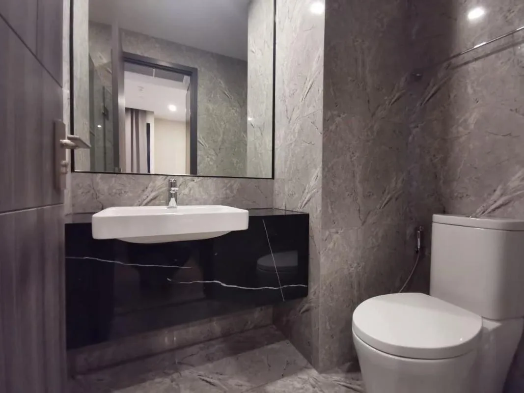 Property photos for Ashton Asoke