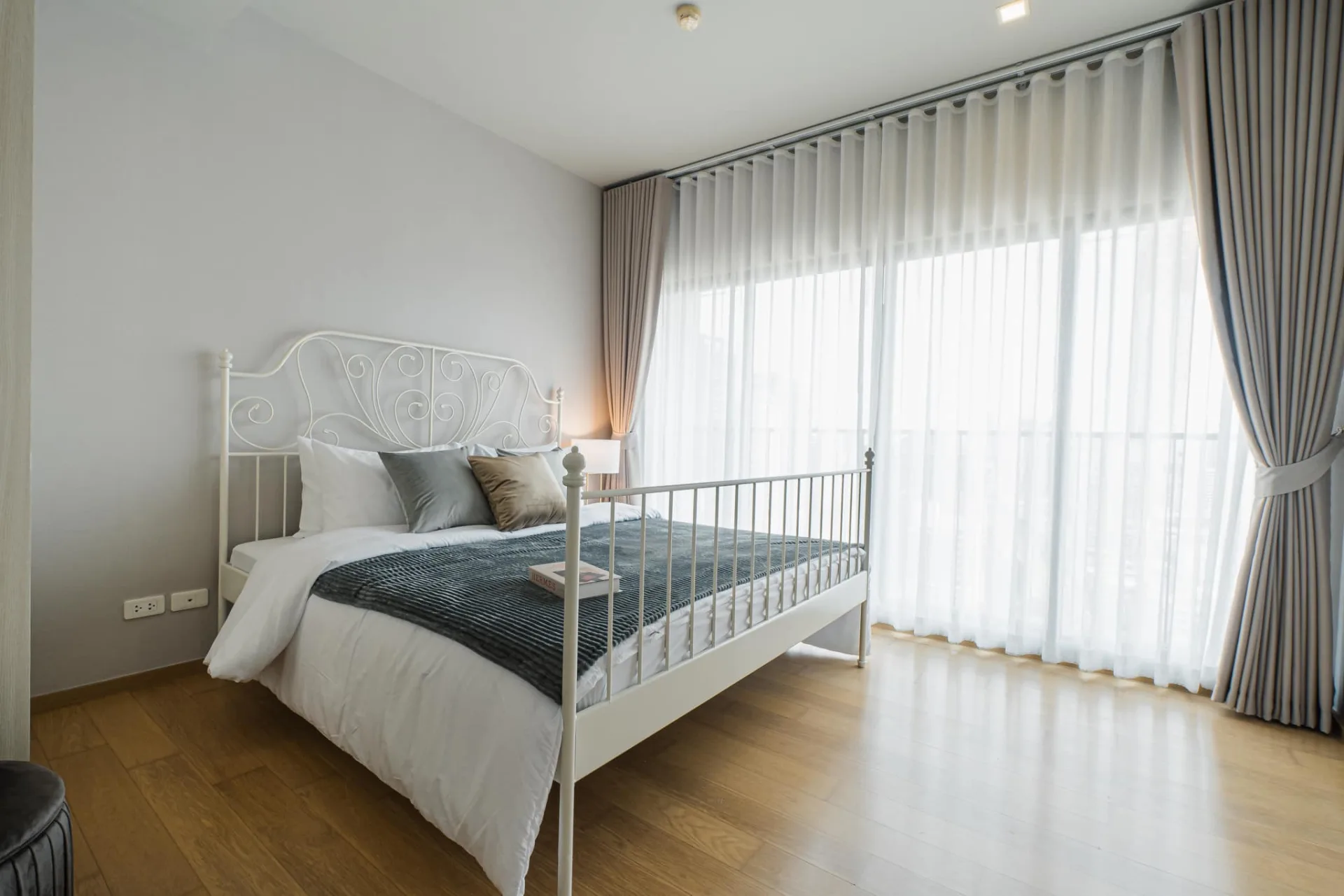 Property photos for Noble Revent