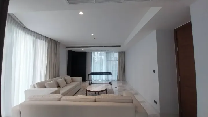 Property photos for La Citta Delre Thonglor 16