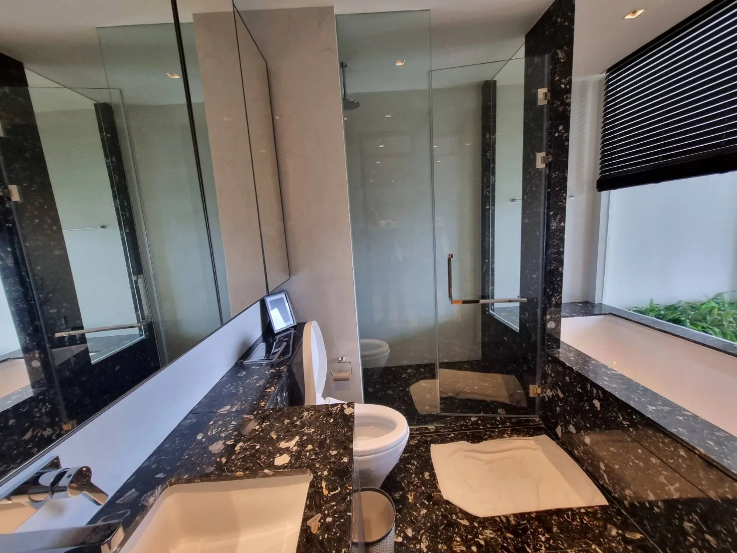 Property photos for BEATNIQ Sukhumvit 32