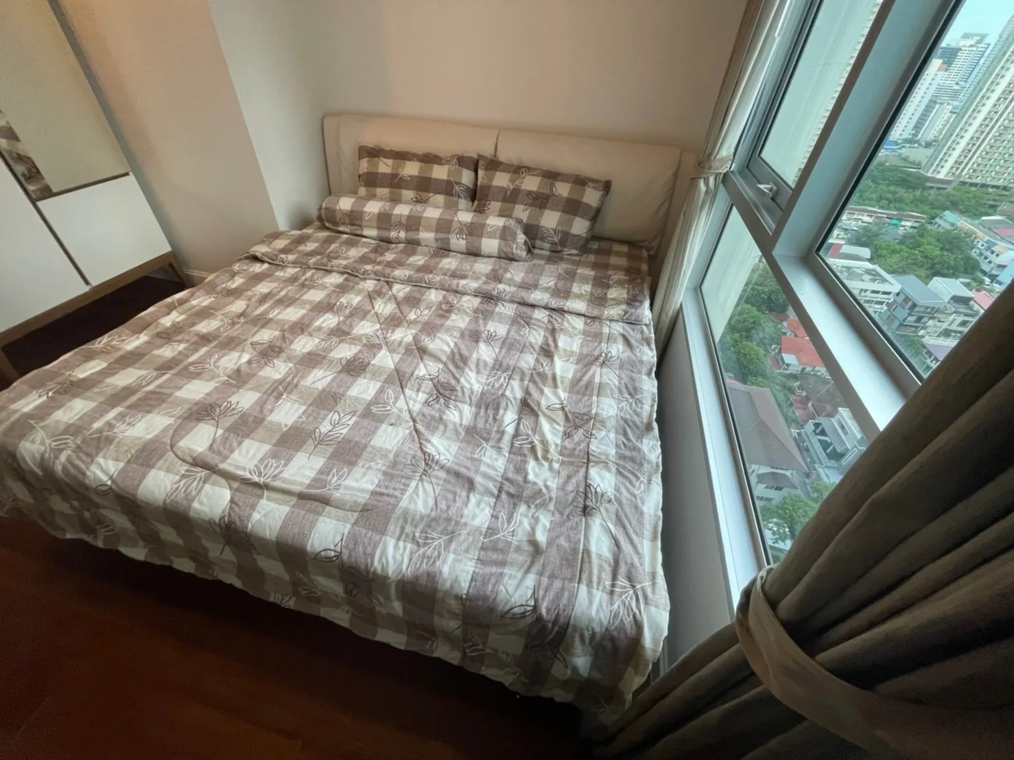 Property photos for Belle Grand Rama 9