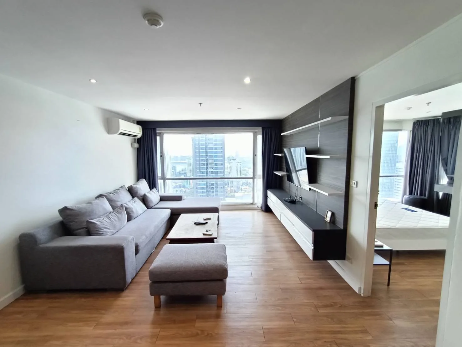 Property photos for Sukhumvit Suite
