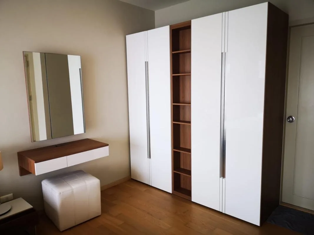 Property photos for Noble Reveal