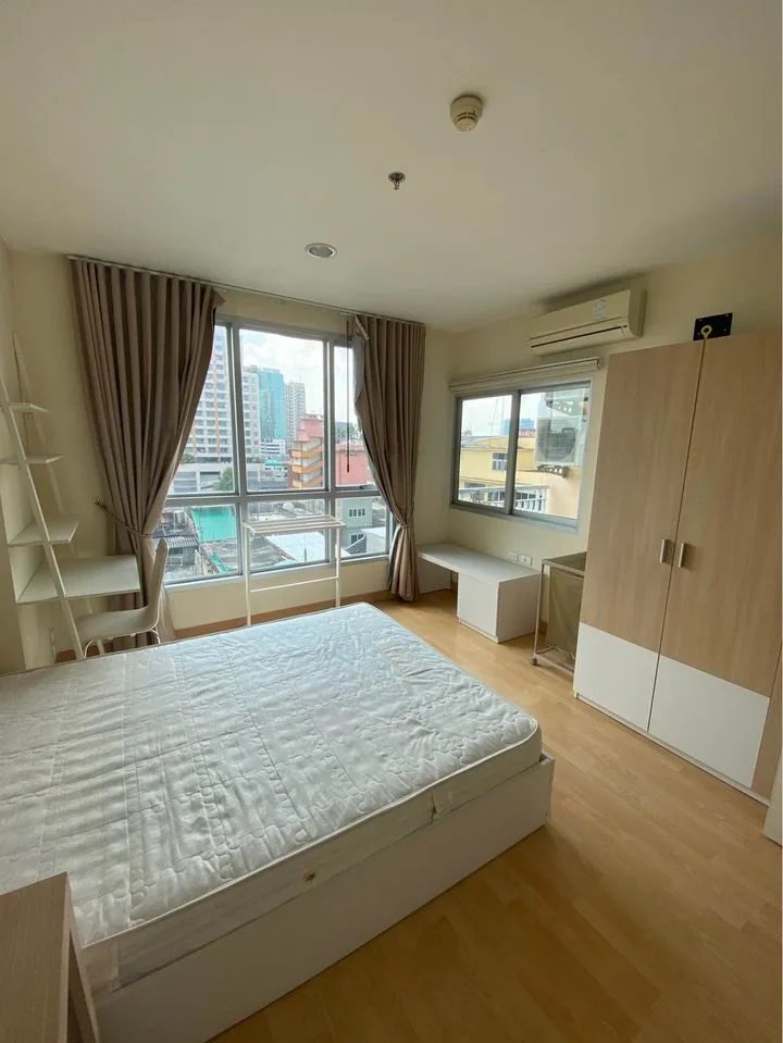 Property photos for Life @ Phahon - Ari