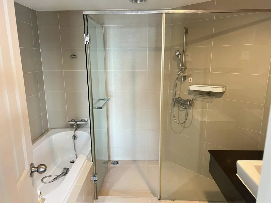 Property photos for Belle Grand Rama 9
