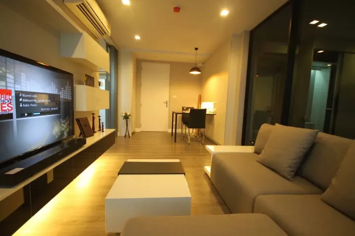 Property photos for The Room Sukhumvit 40