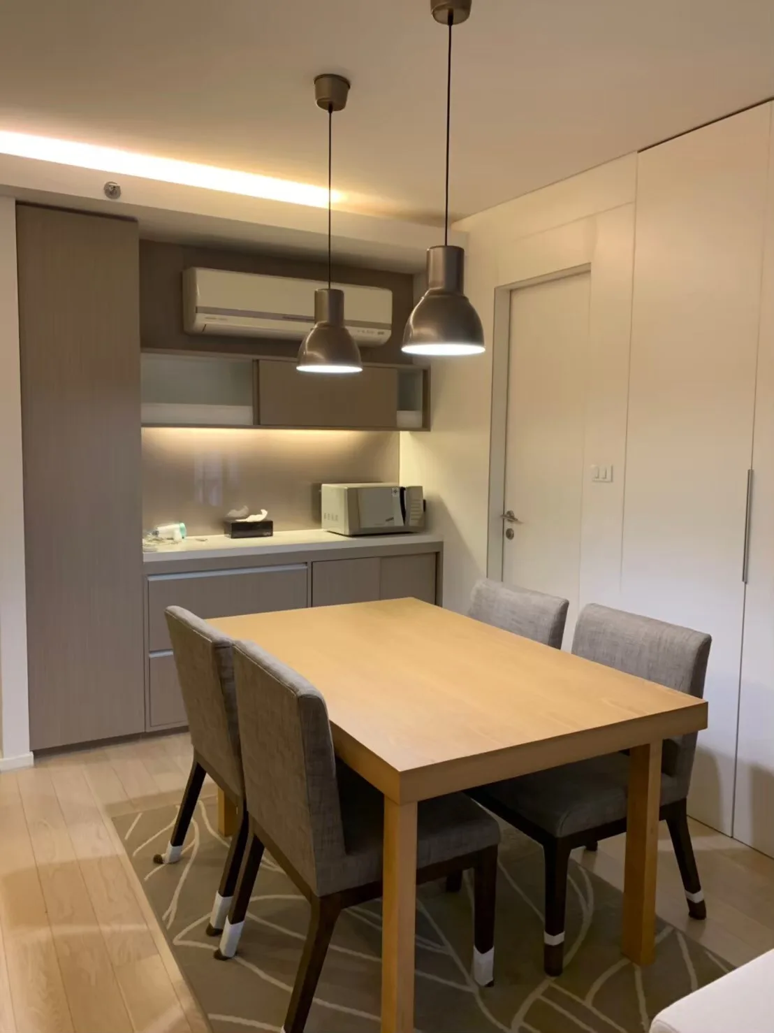 Property photos for Mode Sukhumvit 61