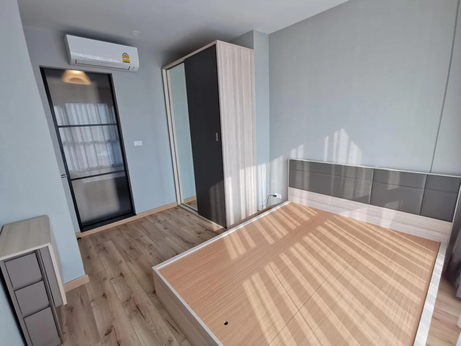 Property photos for Brix Condominium