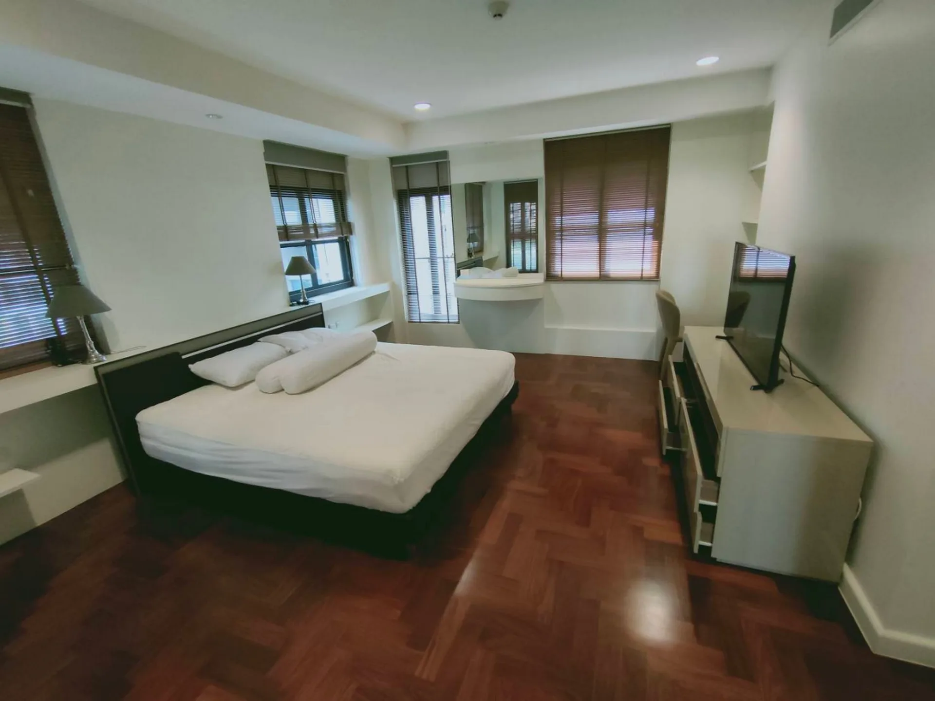 Property photos for Tonson Court