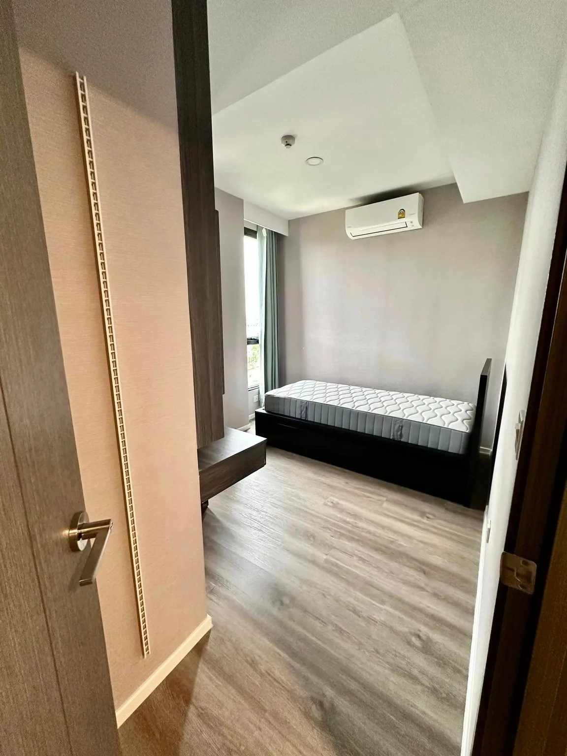 Property photos for The Park Lane Sukhumvit-bearing