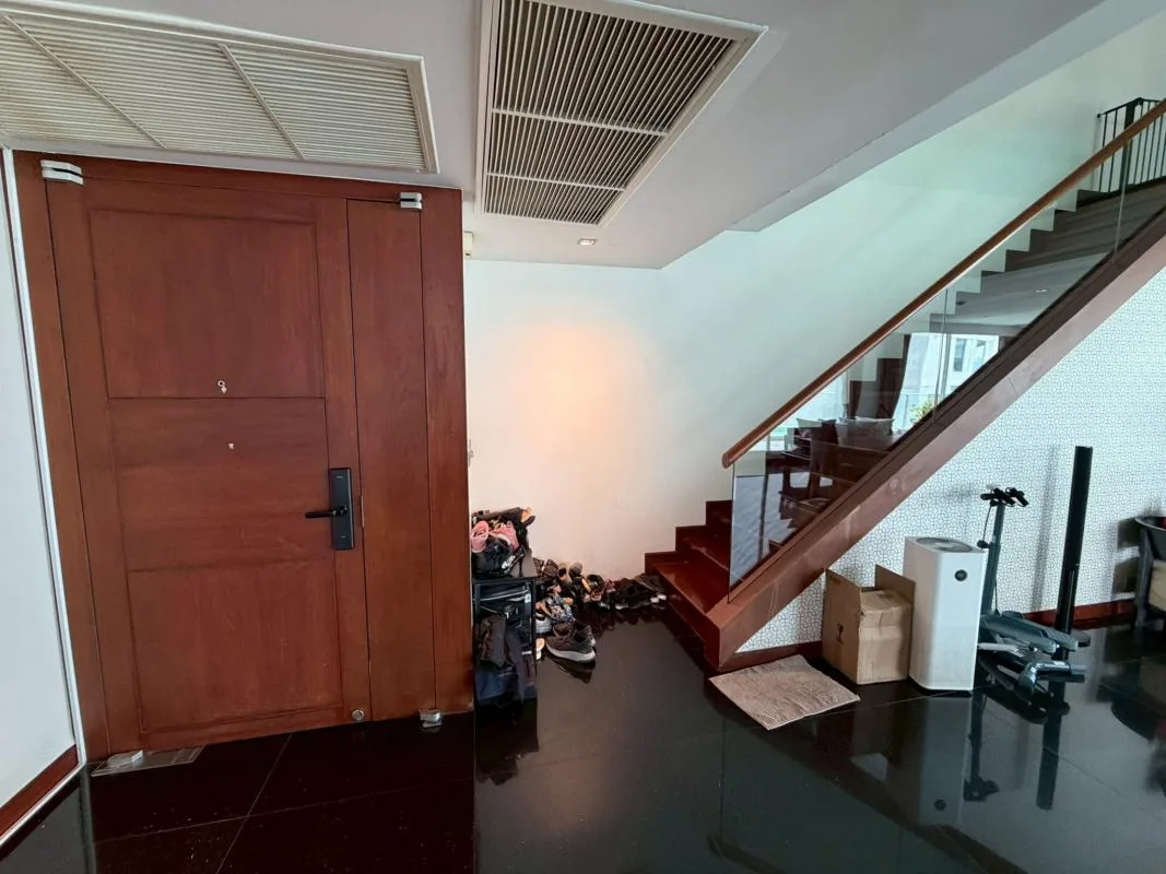 Property photos for Le Raffine Jambunuda Sukhumvit 31