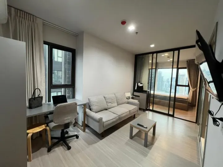 Property photos for LIFE Asoke - Rama 9