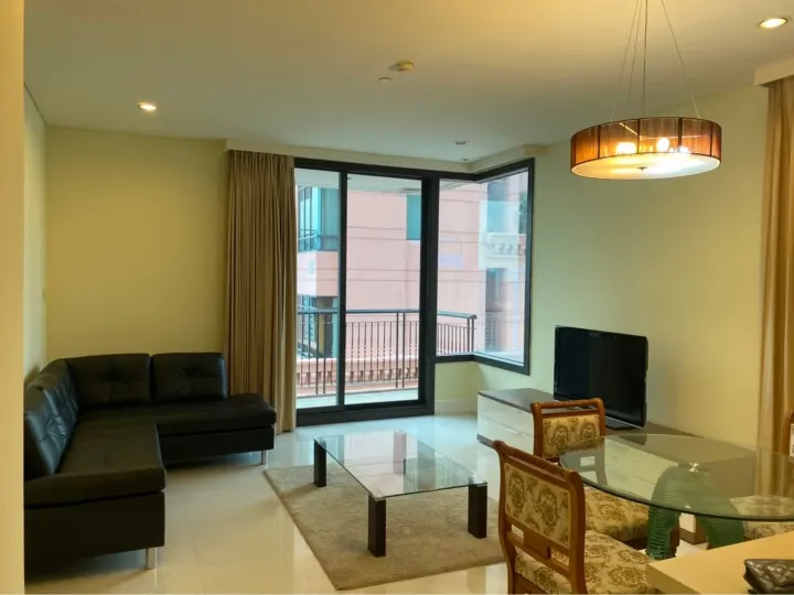 Property photos for Aguston Sukhumvit 22