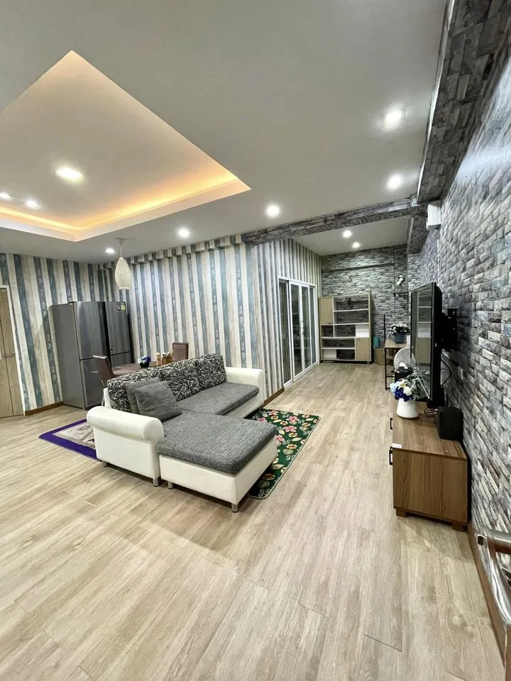 Property photos for Grand Palace
