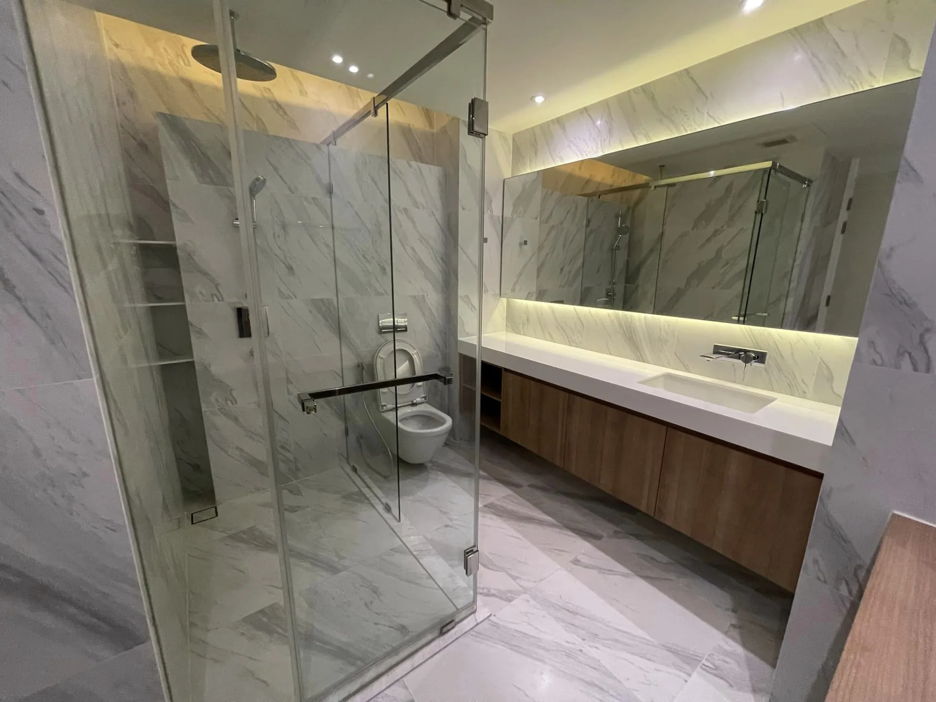 Property photos for MUNIQ Sukhumvit 23
