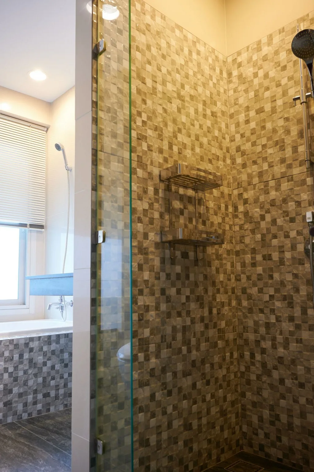 Property photos for Noble Ora