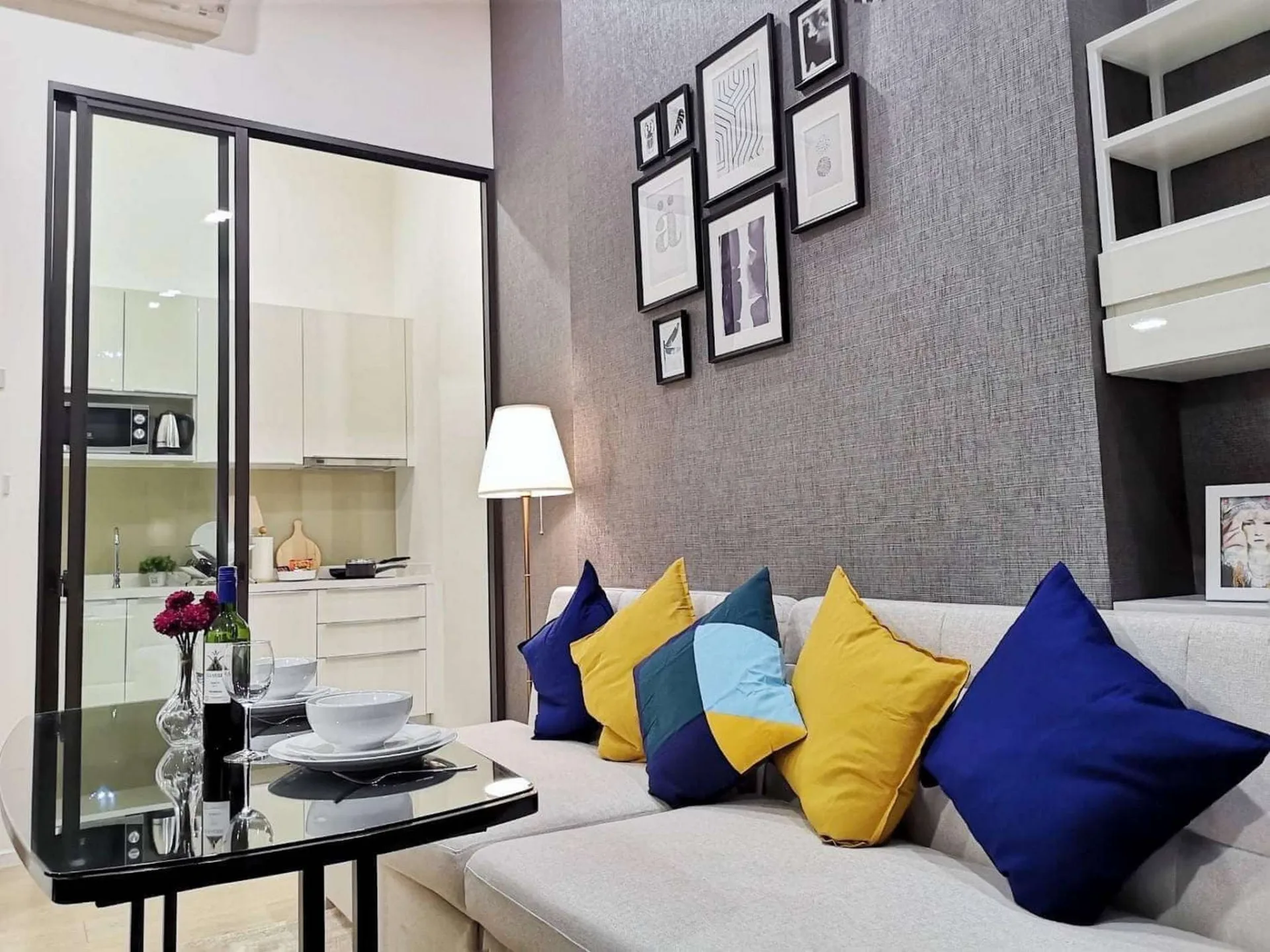 Property photos for Chewathai Residence Asoke