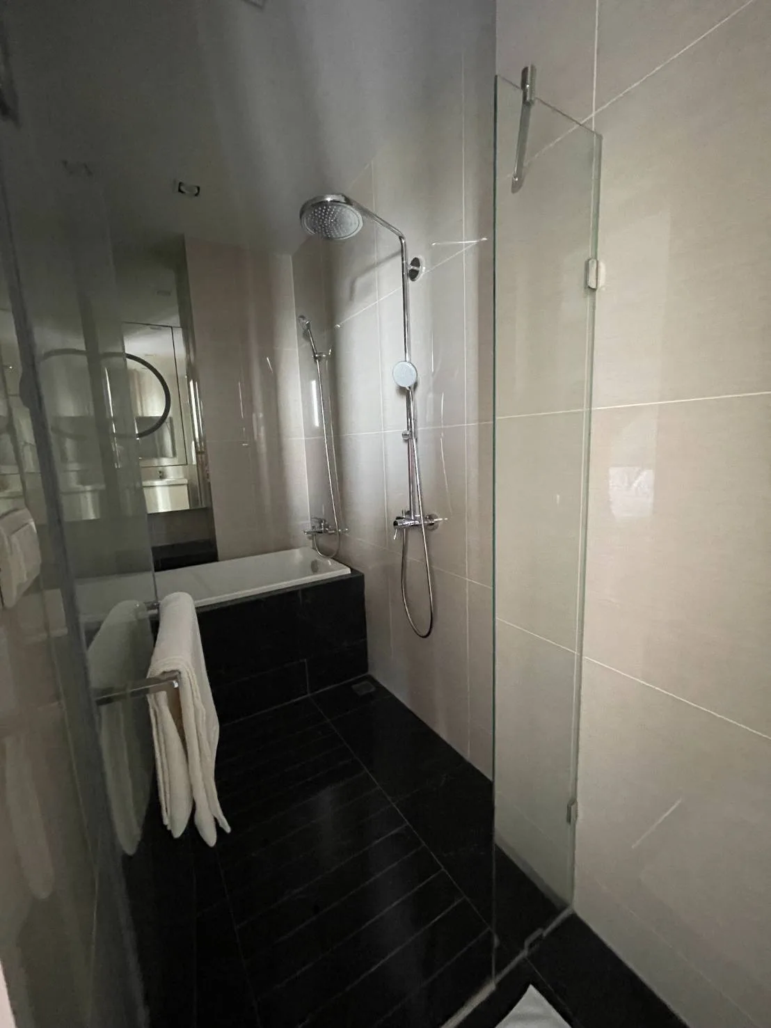 Property photos for Park Origin Phromphong