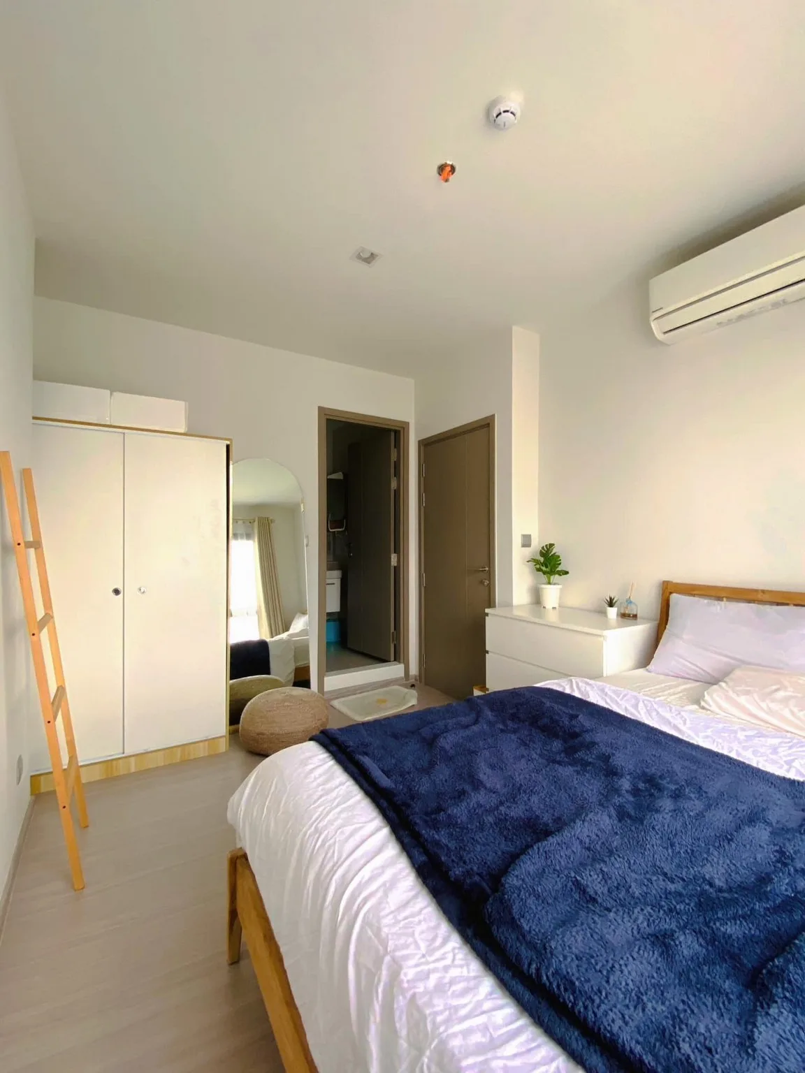 Property photos for Life Asoke Hype