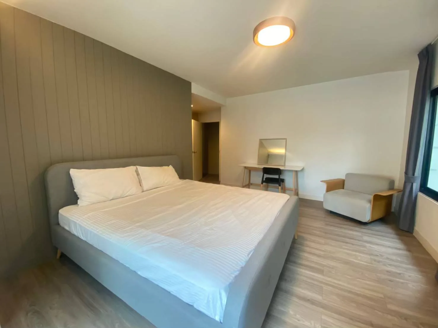 Property photos for Lily House