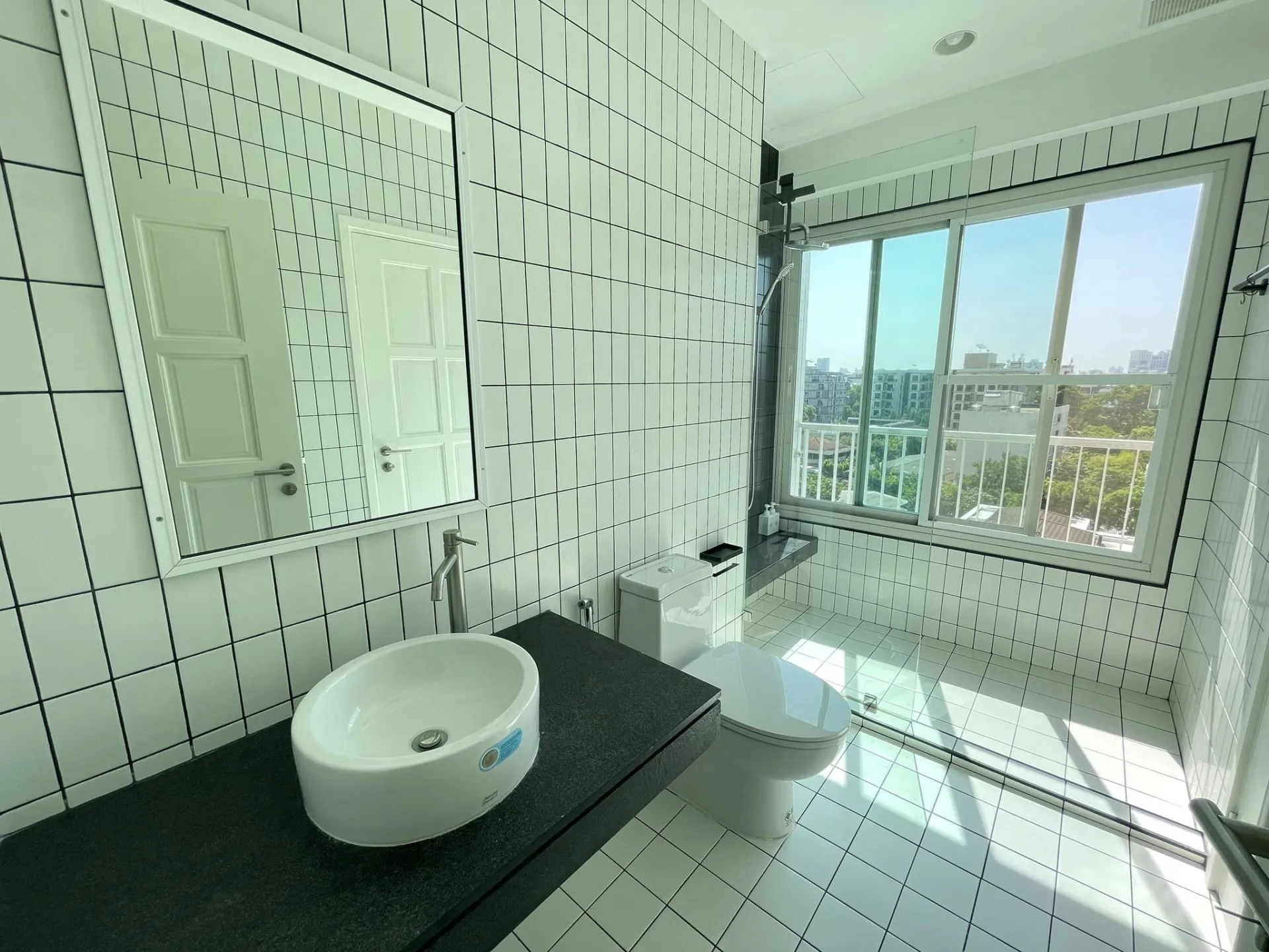 Property photos for Noble Ora