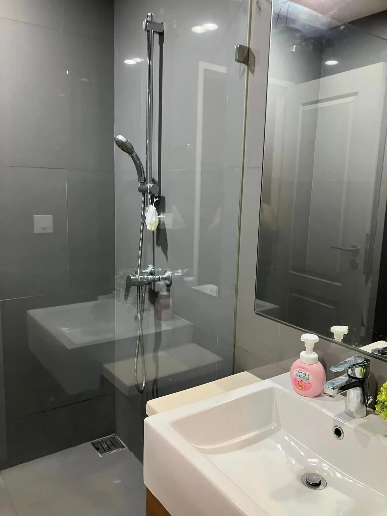 Property photos for Noble Revolve Silom