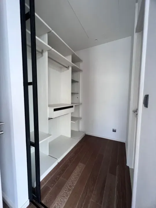 Property photos for Muniq Langsuan