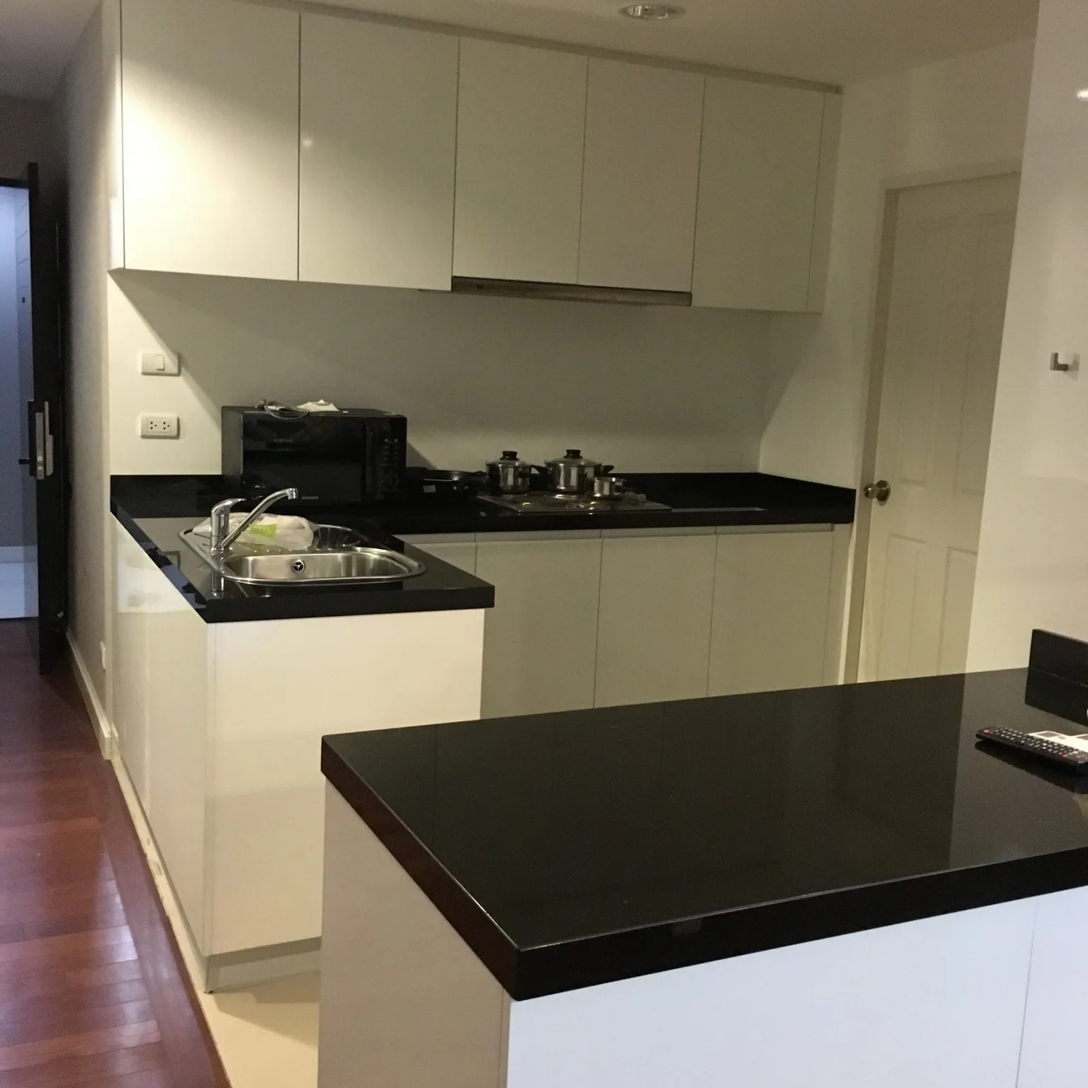 Property photos for Belle Grand Rama 9