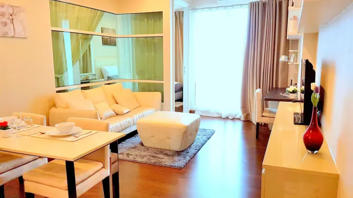 Property photos for Ivy Thonglor