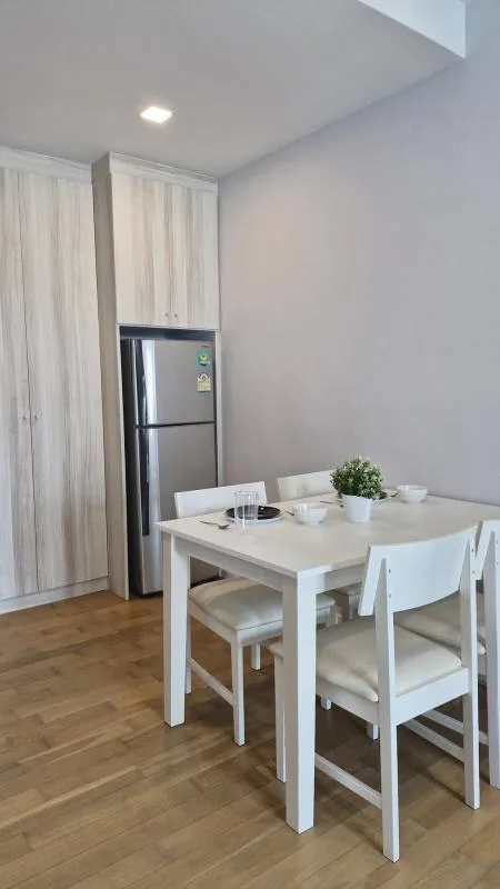 Property photos for Noble Reveal