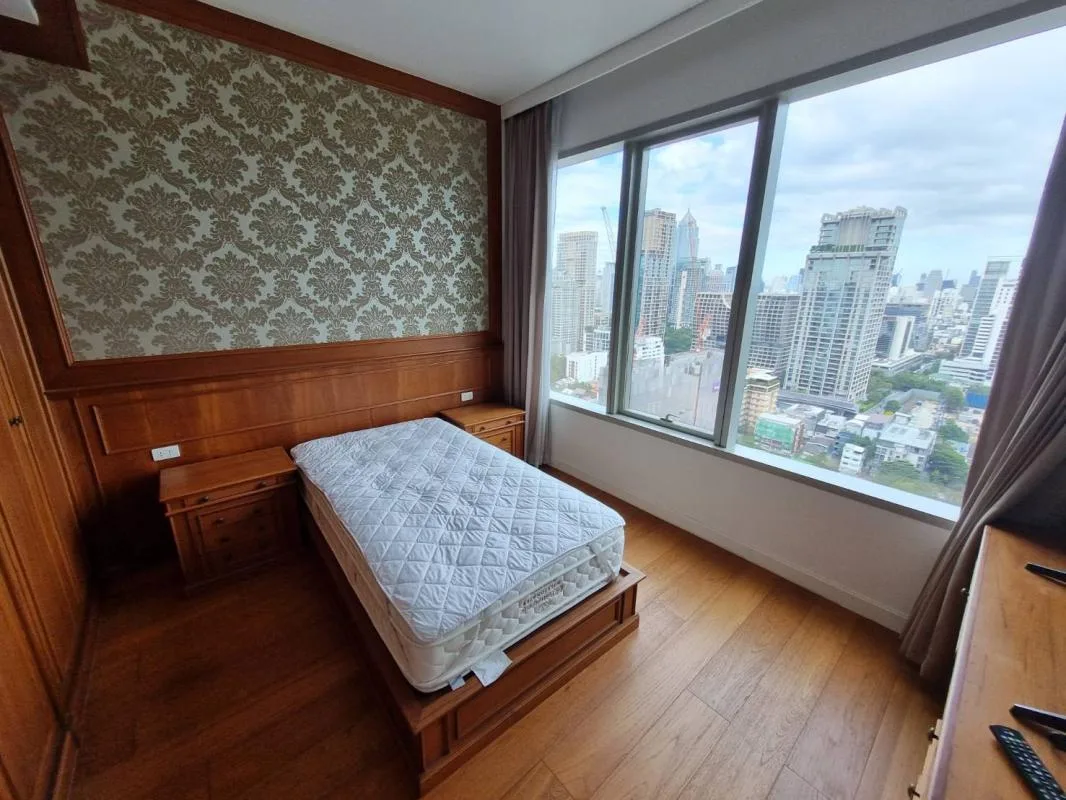 Property photos for 185 Rajadamri
