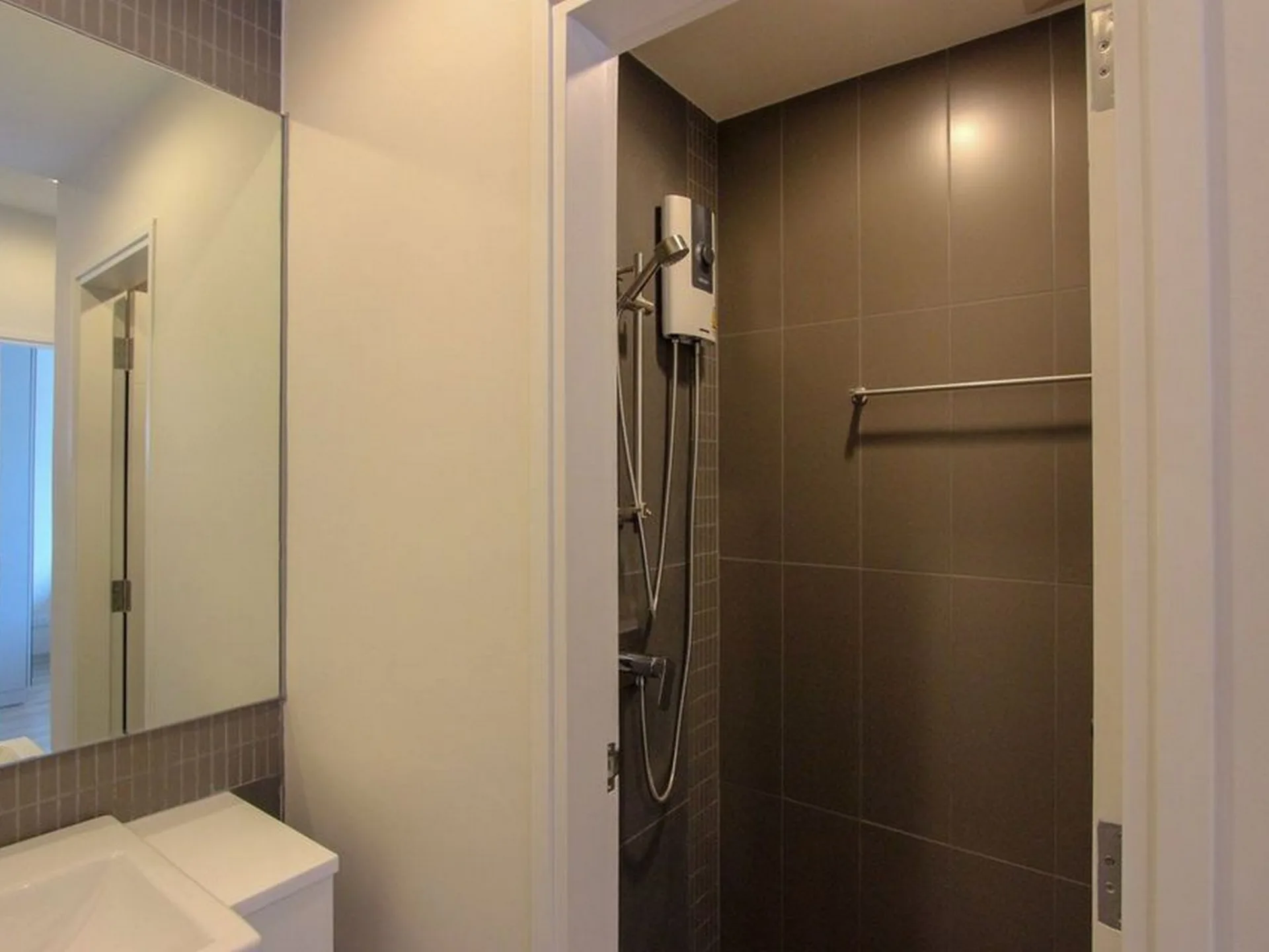 Property photos for Centric Huay Kwang Station