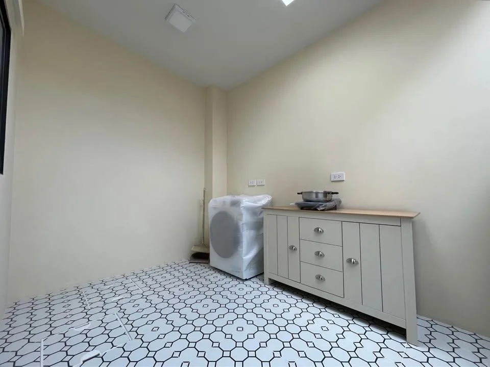 Property photos for Altitude Kraf Bangna