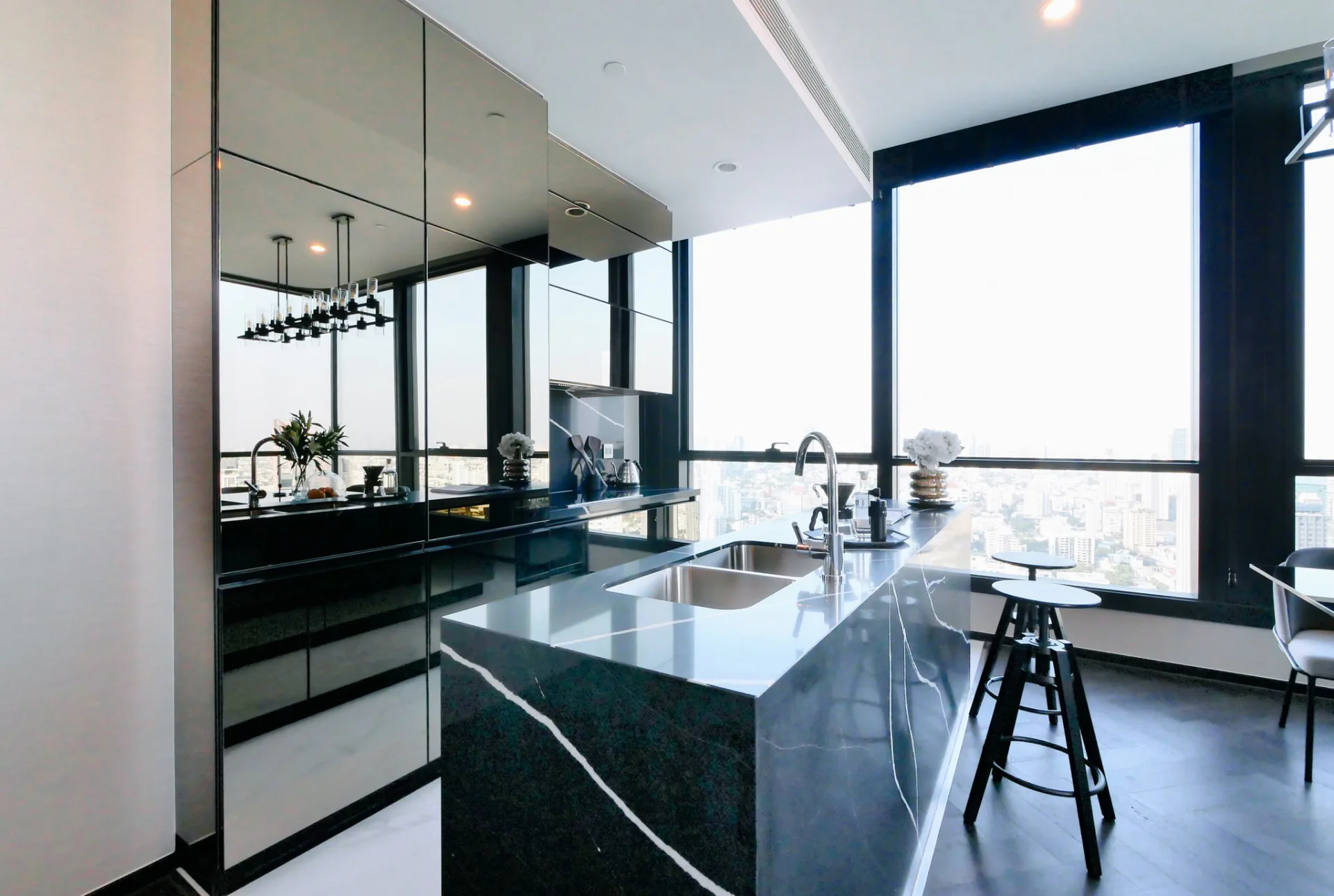 Property photos for The Esse Sukhumvit 36