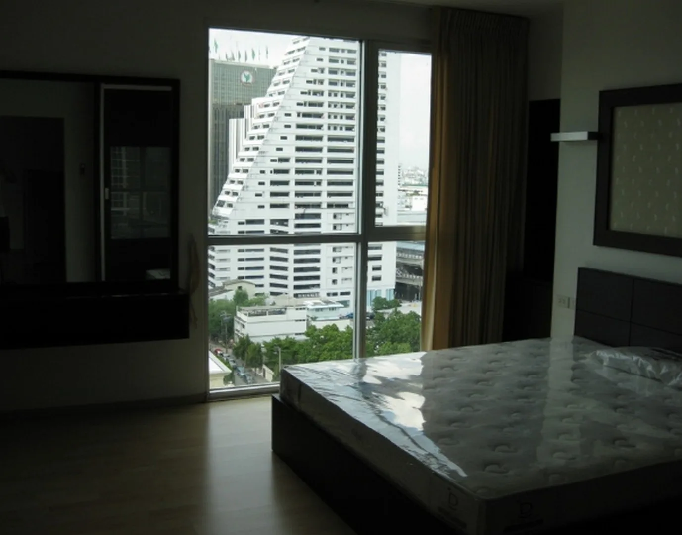 Property photos for Noble Lite