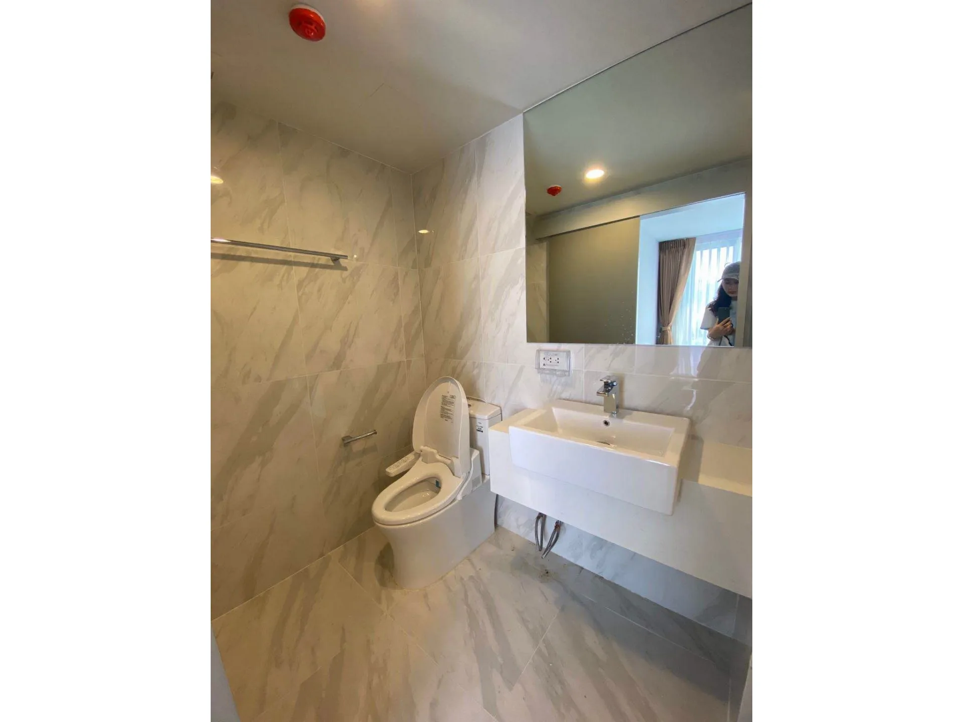 Property photos for Ideo Mobi Sukhumvit 40