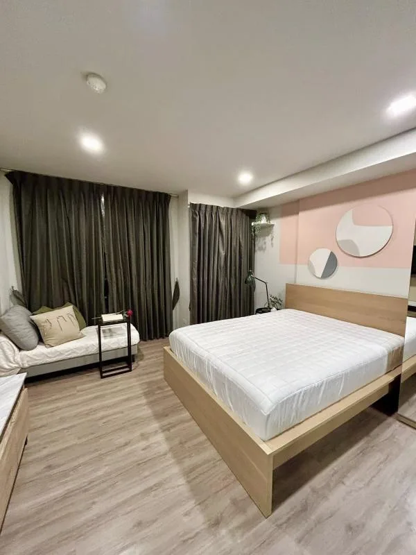 Property photos for THE BASE Sukhumvit 50