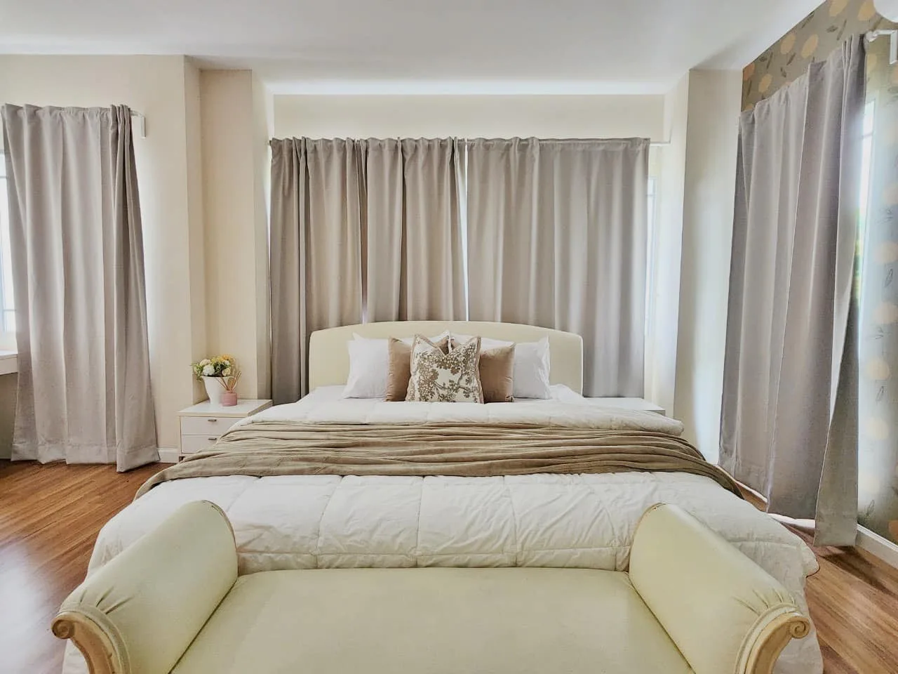 Property photos for Manthana Onnut-wongwaen 2