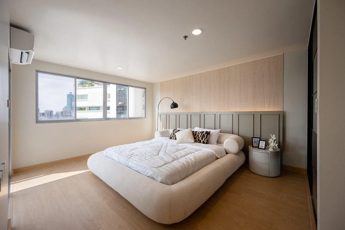 Property photos for The Waterford Diamond