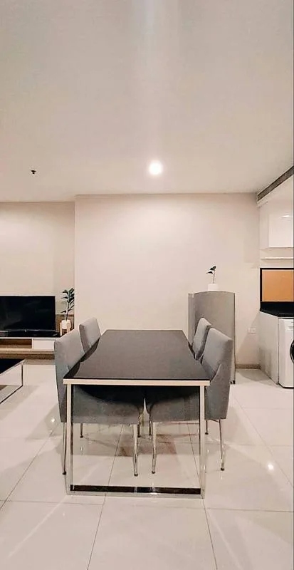 Property photos for Estella Ekkamai
