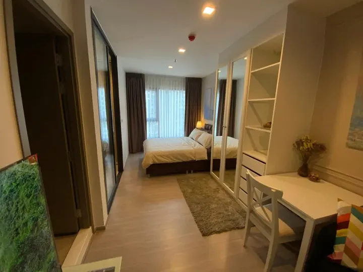 Property photos for Life Asoke Hype