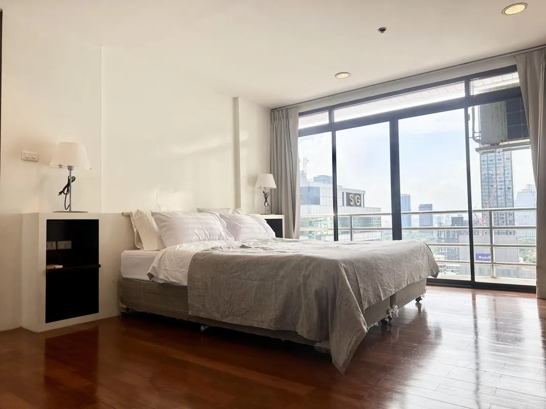 Property photos for The Royal Place 2