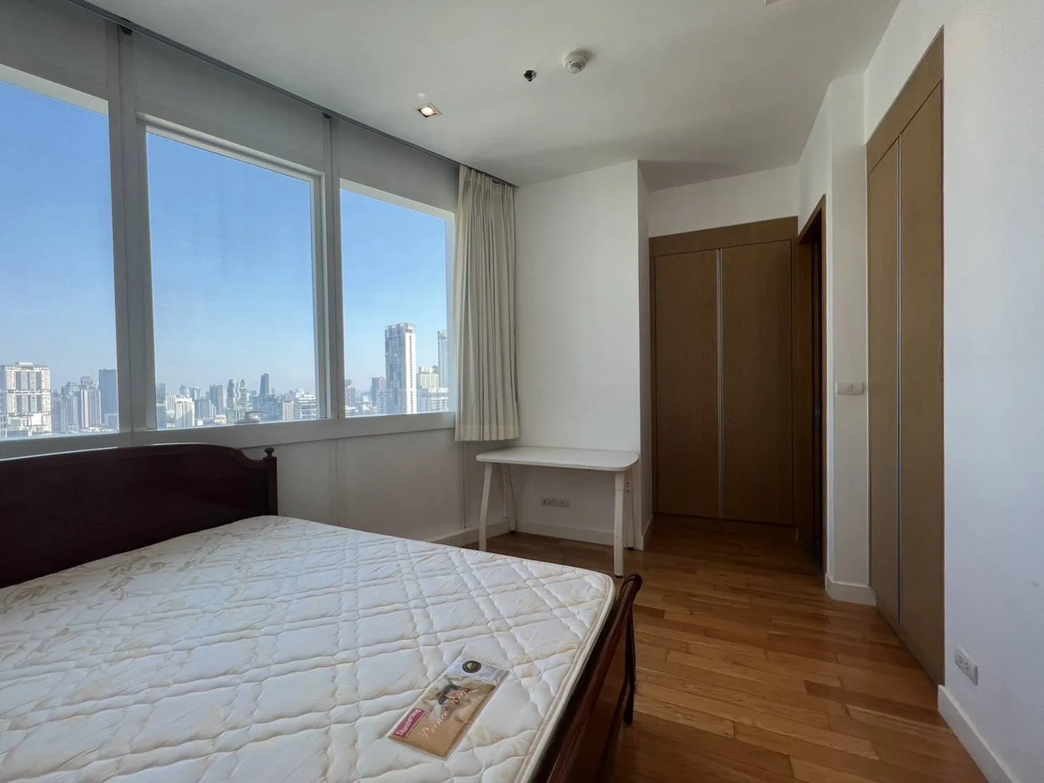 Property photos for Millennium Residence